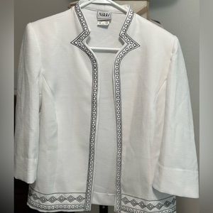 Women’s Size 10 Overcoat Brand Name “NiKKI” ( Polyester Material).